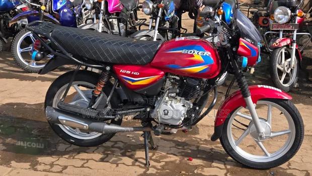 Bajaj Boxer 125 2025 Red - thumbnail 3