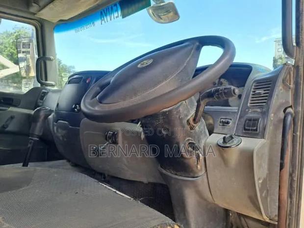 Tata
Prima Lx 2528 K Tipper - thumbnail 4