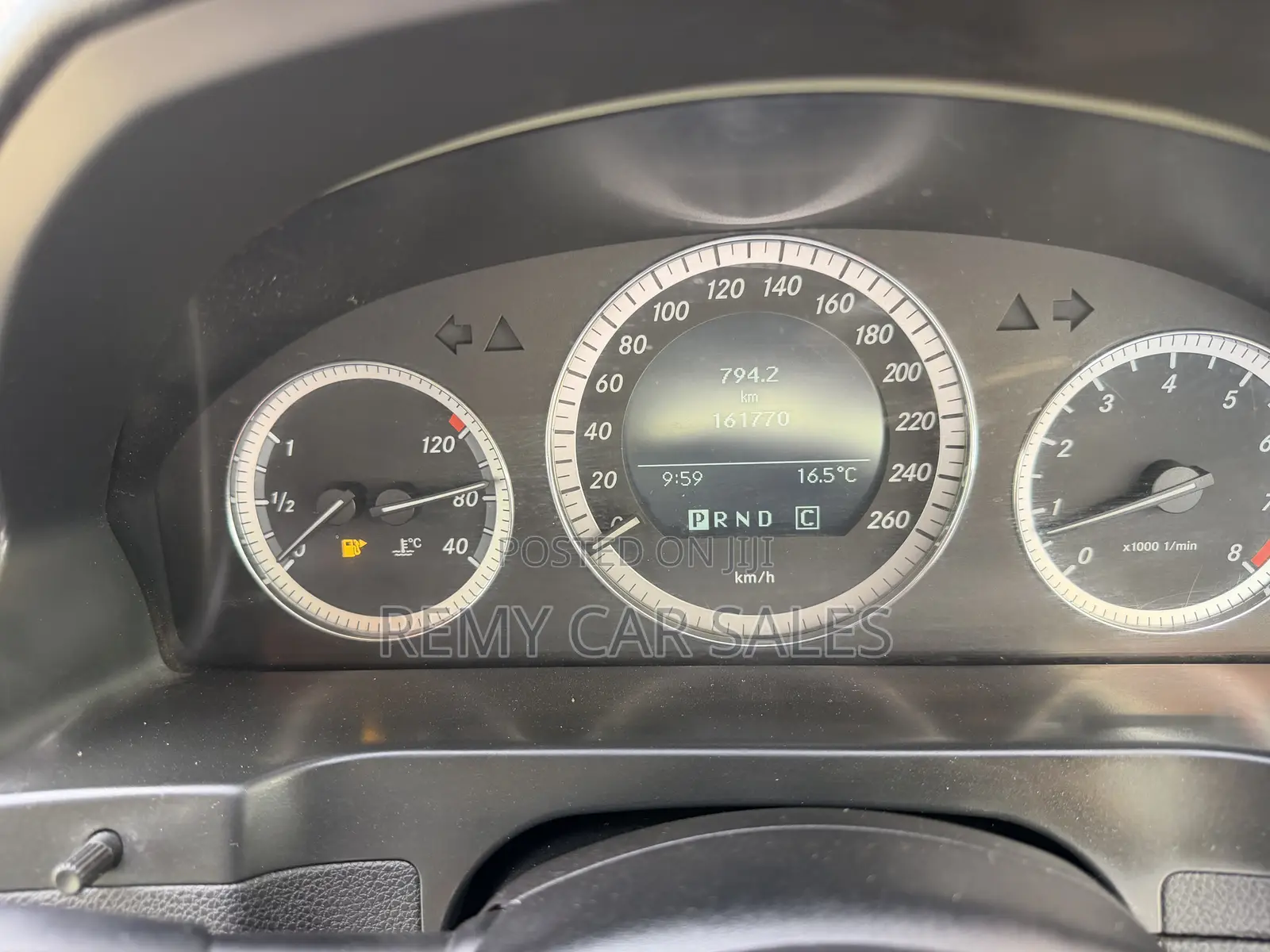 Mercedes-Benz C200 2011 Blue