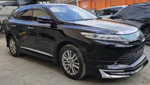 Toyota Harrier 2.0 2020 Black