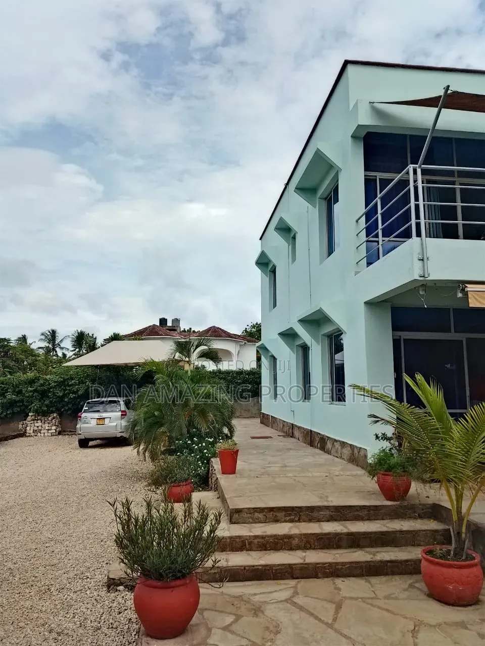 Furnished 3bdrm Villa in Diani On 1/4 Acre for sale