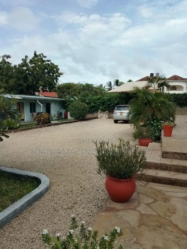 Furnished 3bdrm Villa in Diani On 1/4 Acre for sale - thumbnail 8