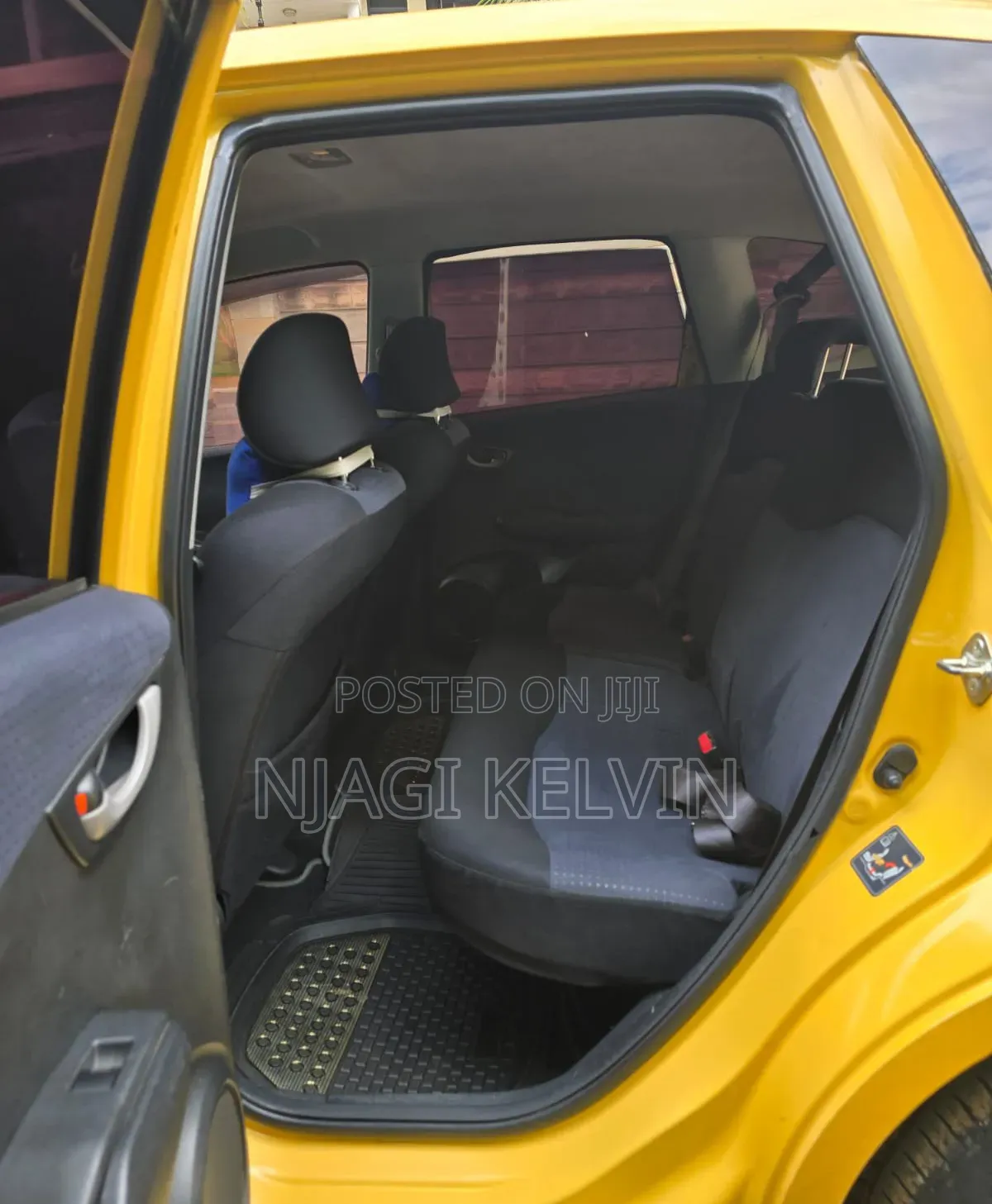 Honda Fit 2010 Yellow