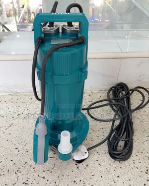 Total 1hp Submersible Waterpump 120l/Min 32metre Head