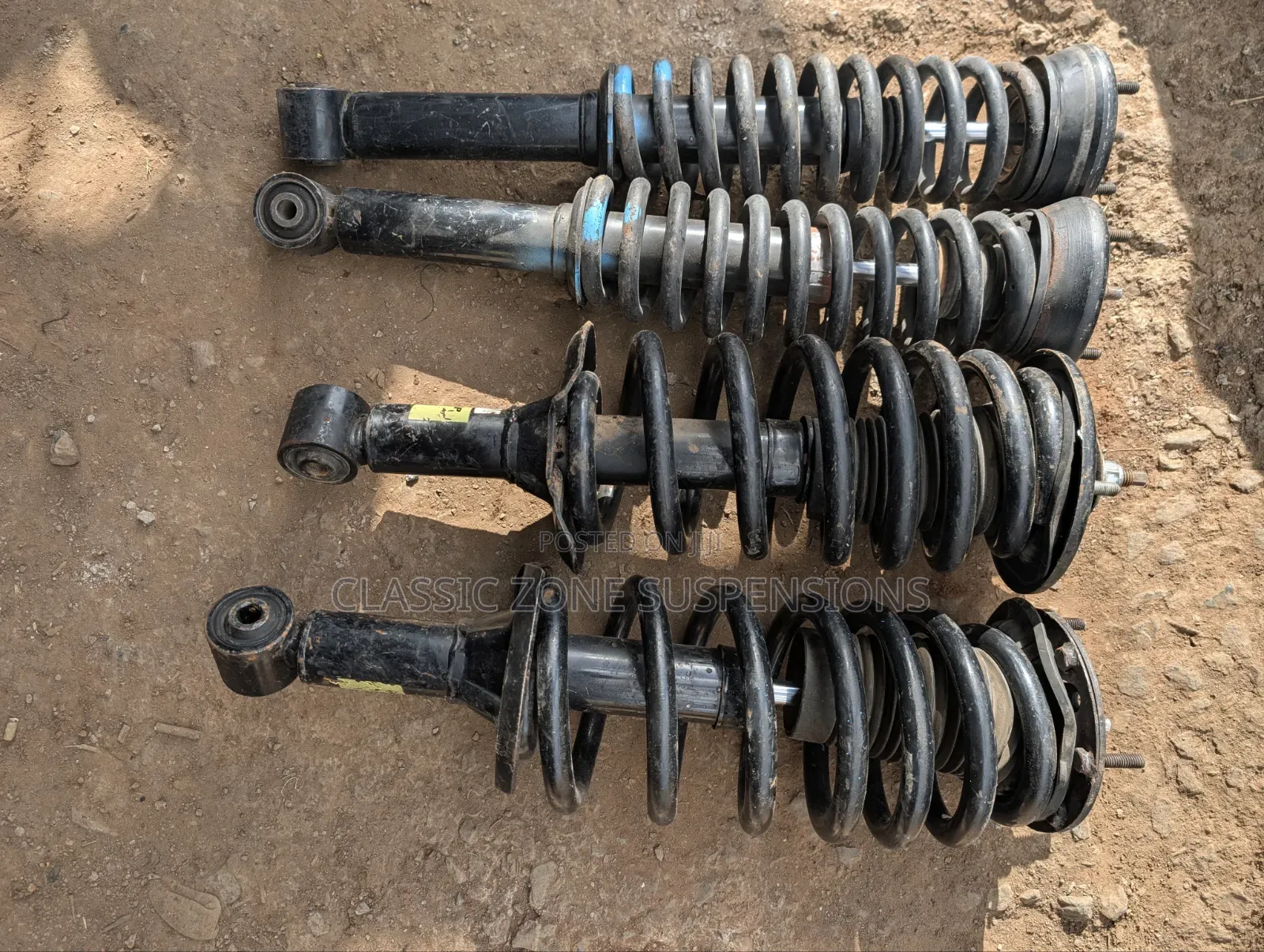 Land Rover Discovery 3 Shocks.
