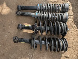 Land Rover Discovery 3 Shocks.