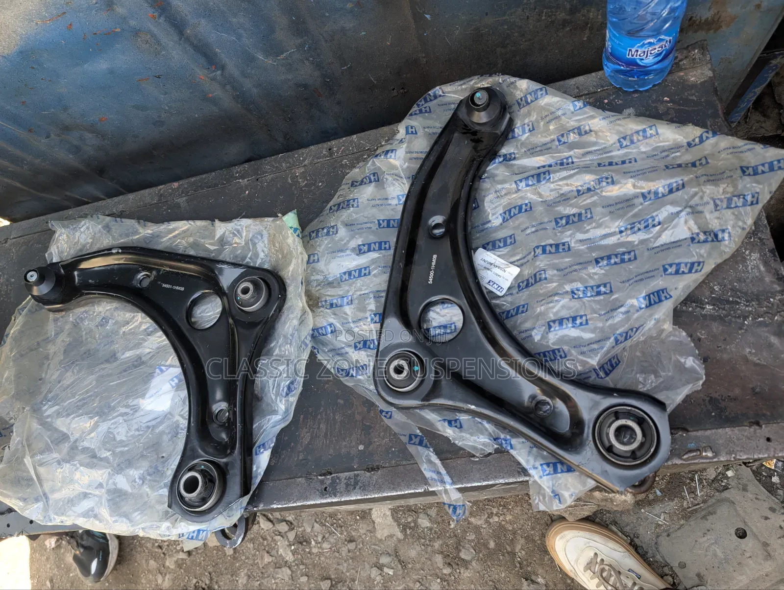 Nissan Note Control Arms.