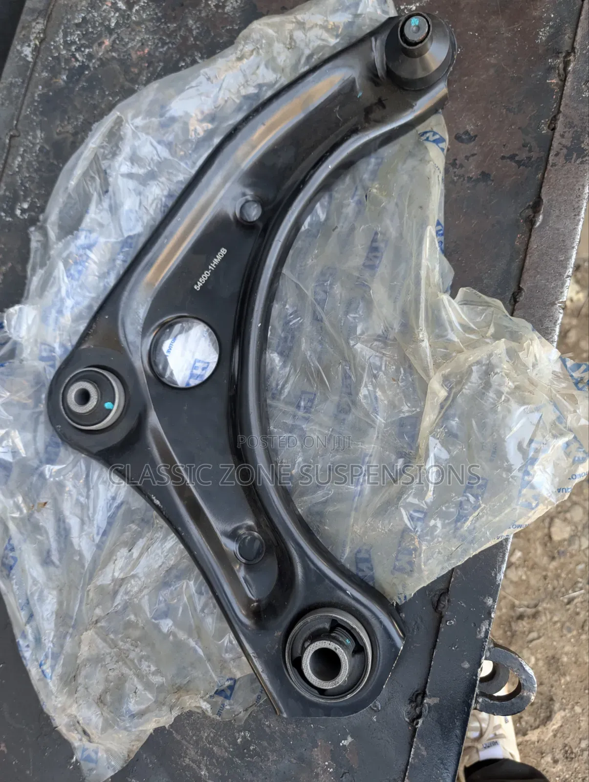 Nissan Note Control Arms.