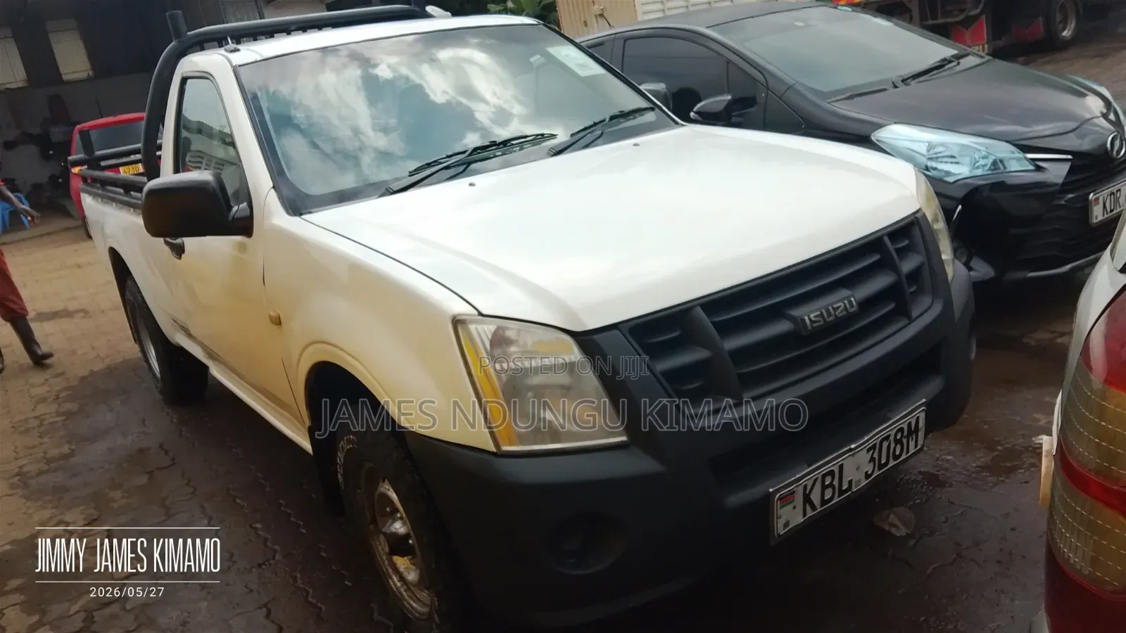 Isuzu D-MAX 2010 White