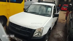 Isuzu D-MAX 2010 White