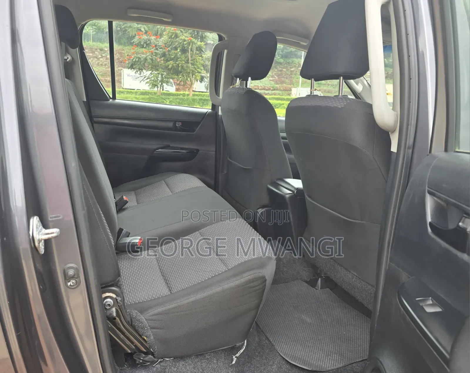 Toyota Hilux 2021 Gray