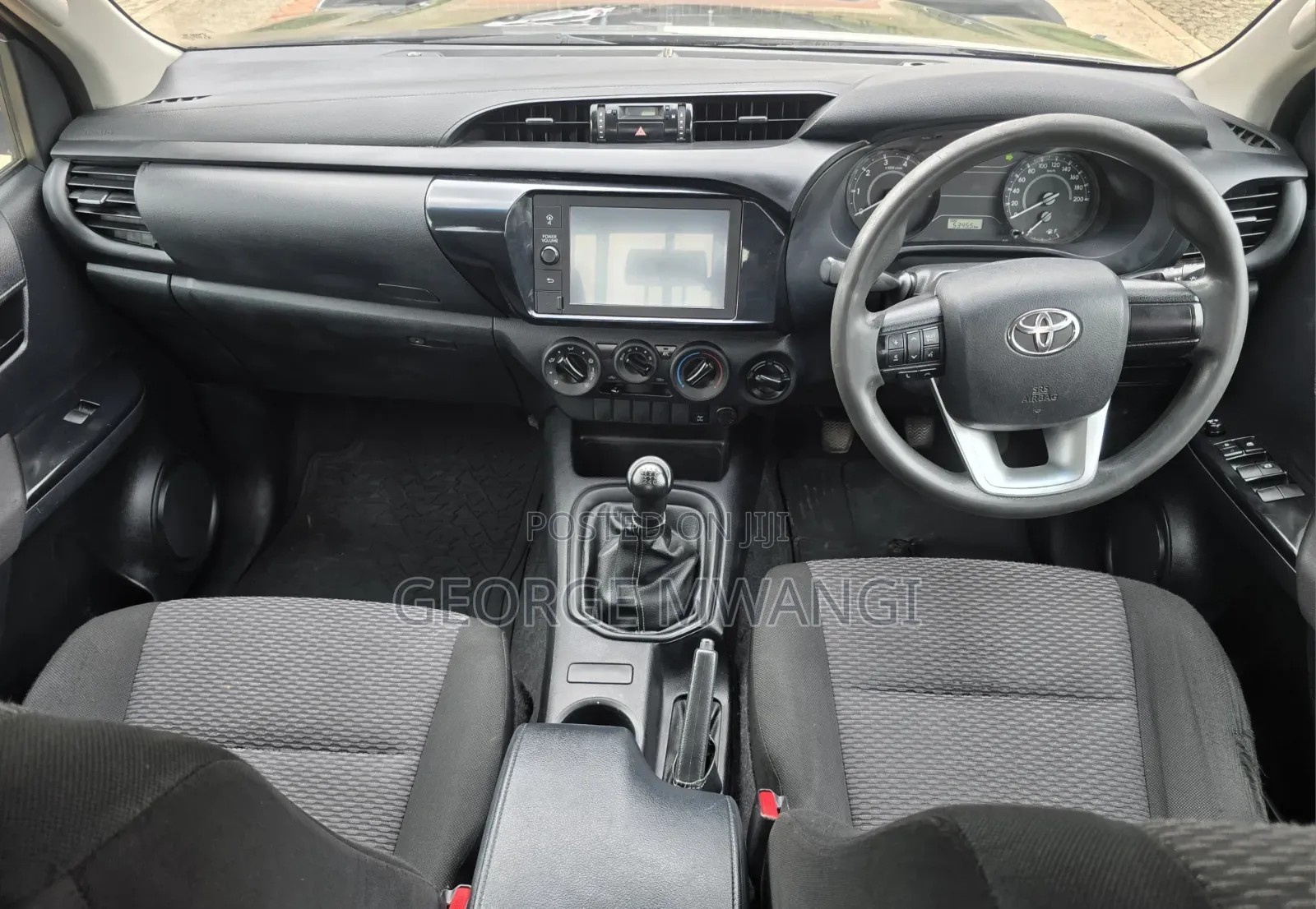 Toyota Hilux 2021 Gray