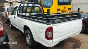 Isuzu D-MAX 2010 White