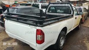 Isuzu D-MAX 2010 White