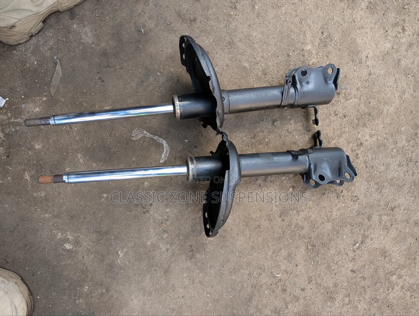 Toyota Harrier Shocks.