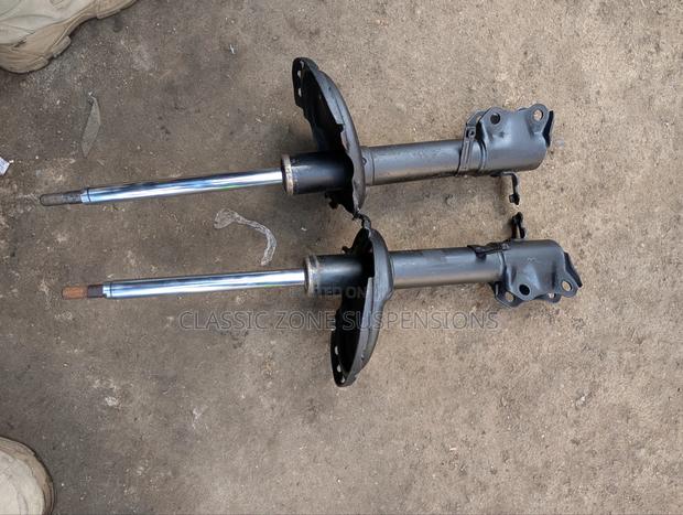 Toyota Harrier Shocks. - thumbnail 2