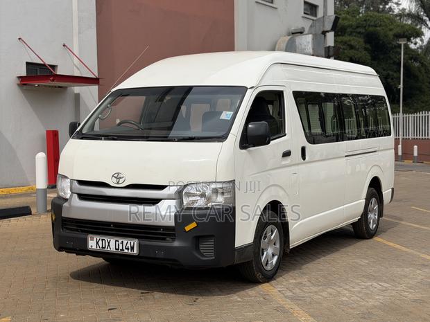 Toyota HiAce 2019 Black - thumbnail 2