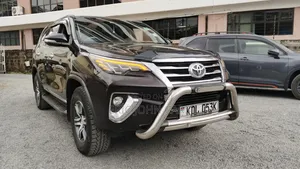 Toyota Fortuner 2.8 D AWD 2016 Brown