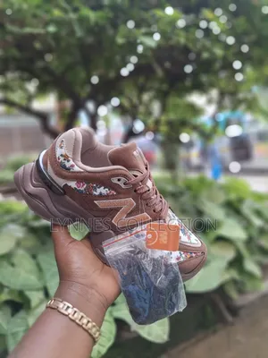 Air Max 9060 Floral | Trendy Fashion Sneakers