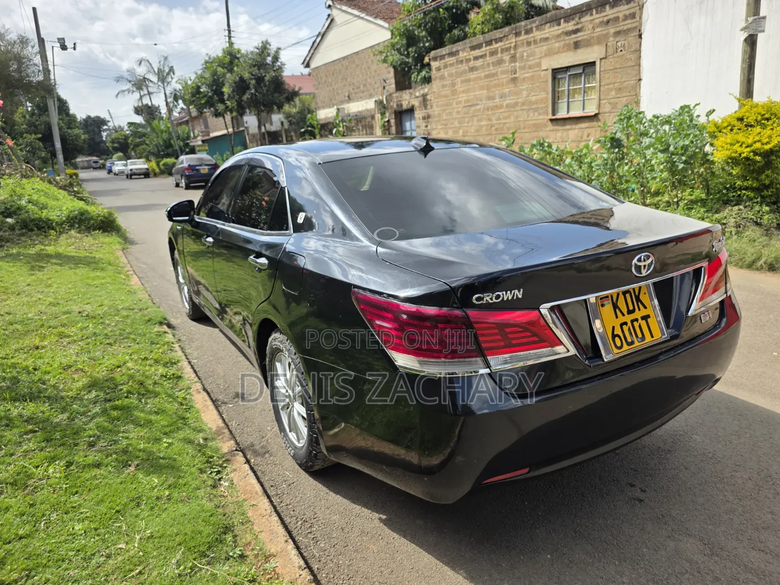 Toyota Crown 2015 Black