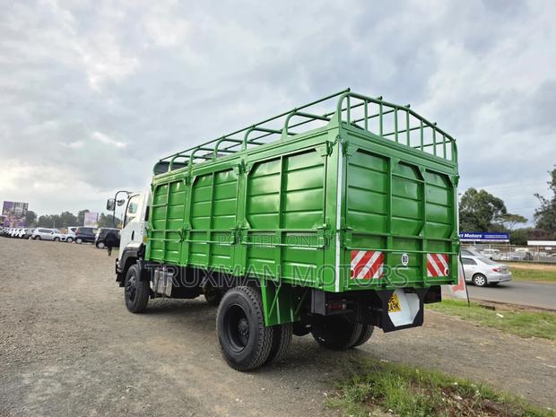 Isuzu FTR H/Sided 2021 White - thumbnail 13