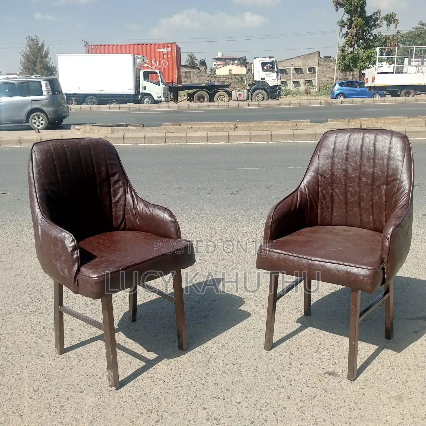 Mesmerizing Brown Stylish Chairs