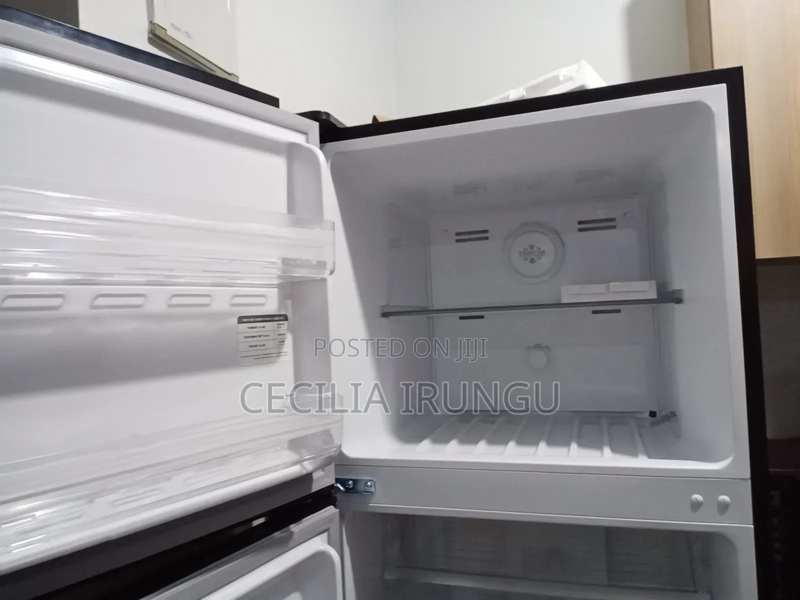Von-Fridge-334litres