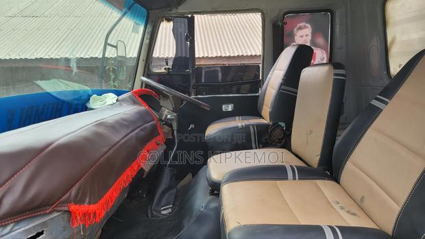 Mitsubishi Fuso 1992 White - thumbnail 8