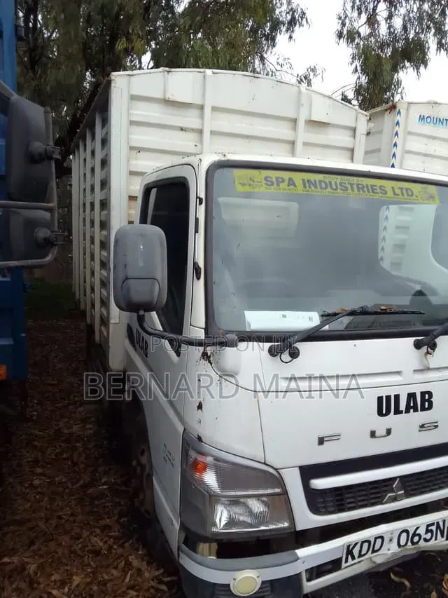 Mitsubishi Fuso
Canter All Low Floor
82,253kms
4,214 Cc
Manual