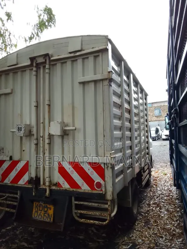 Mitsubishi Fuso
Canter All Low Floor
82,253kms
4,214 Cc
Manual