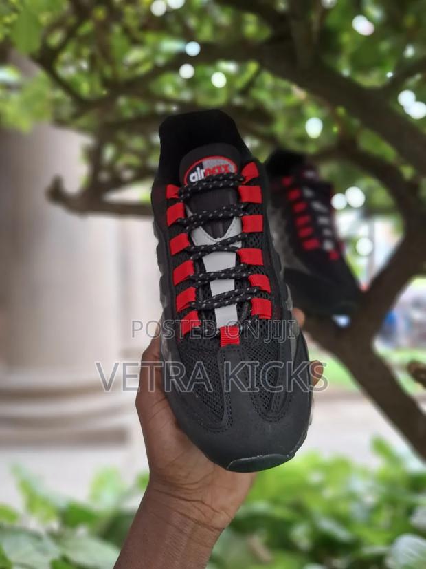 Nike Air Max 95 Red • Bold Lifestyle Sneakers - thumbnail 3
