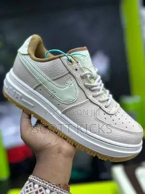 Nike Airforce 1 Luxe