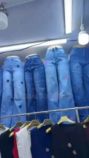 Stylish Women's High-Waisted Denim Jeans With Embroidered "Cn" Logos