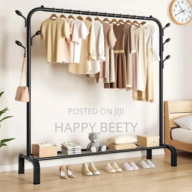 Single Pole Standing Iron Cloth Drying Rack - main view