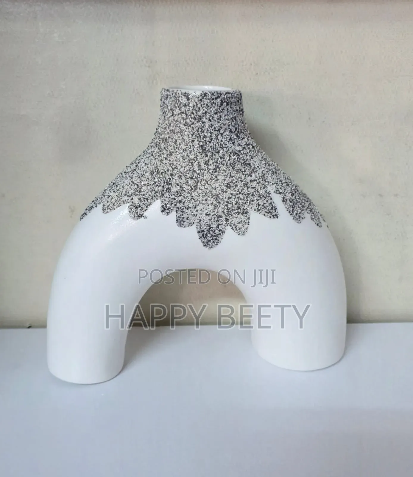 Minimalist Nordic Boho Ceramic Vase for Table Decoration