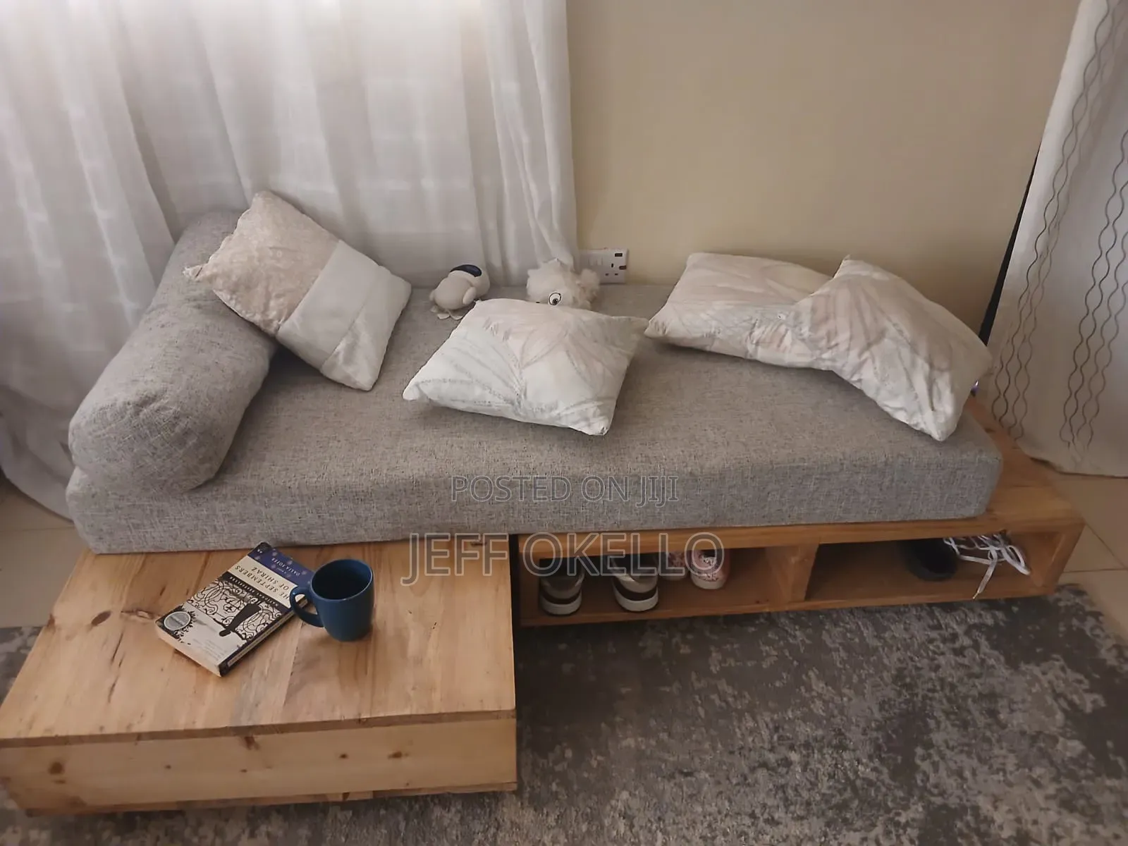 Pallet Seat