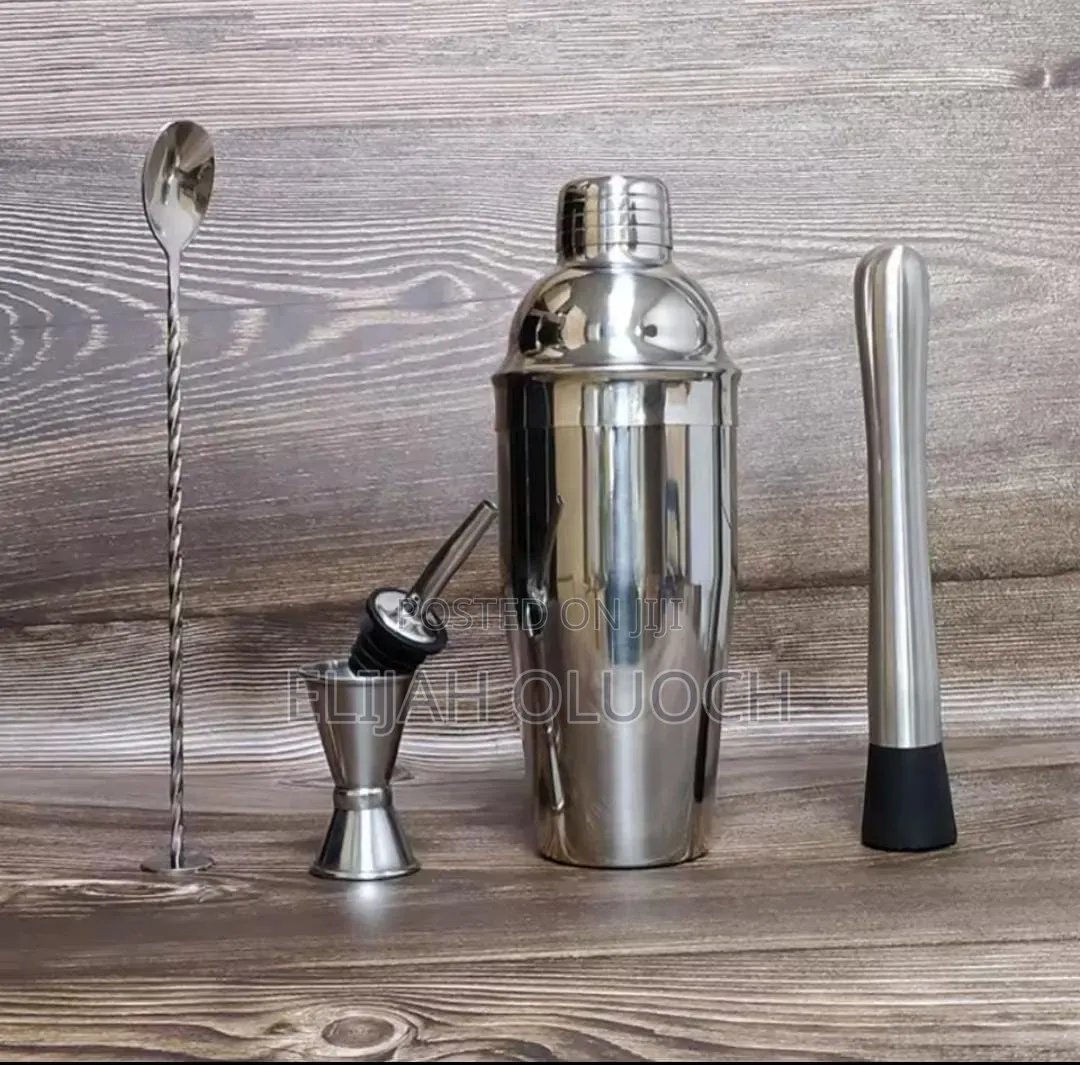 *Cocktail Shaker Set