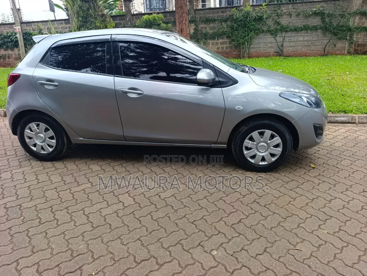 Mazda Demio 2013 Gray