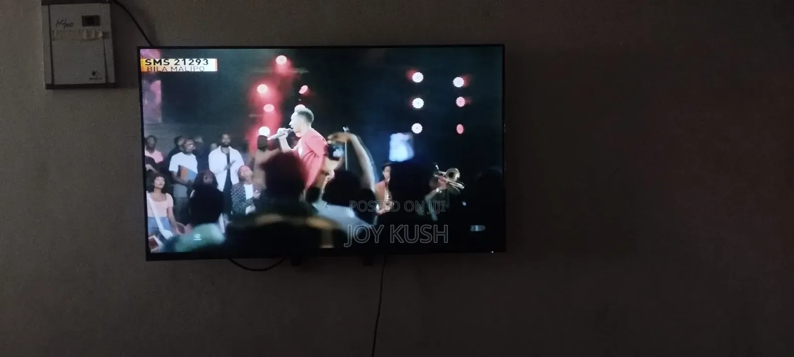 Smart Tv With Digital Browser