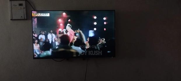 Smart Tv With Digital Browser - thumbnail 2