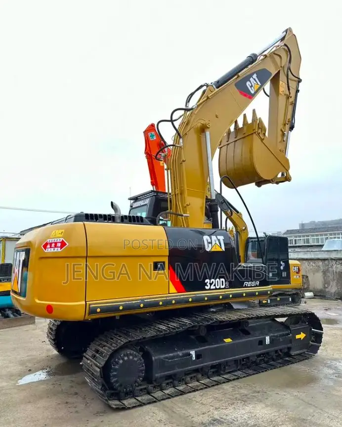 Crawler Excavator With Shovel Bucket Hire