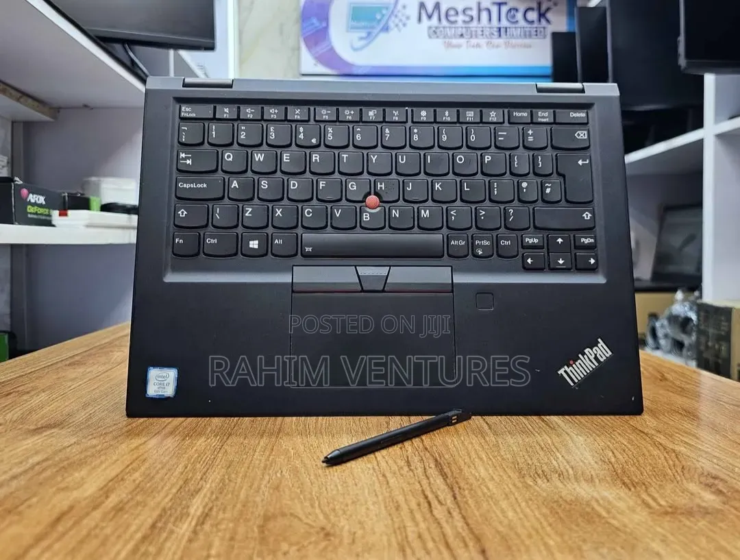 Laptop Lenovo ThinkPad X390 Yoga 16GB Intel Core i7 SSD 512GB