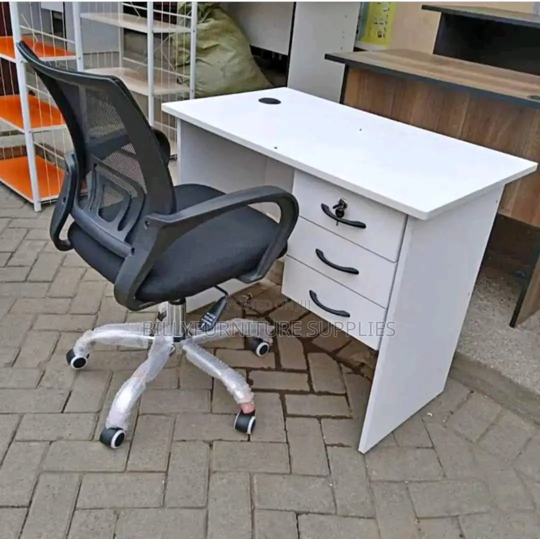 Elegant 1m Study Desk Nairobi – Perfect for Home Learning