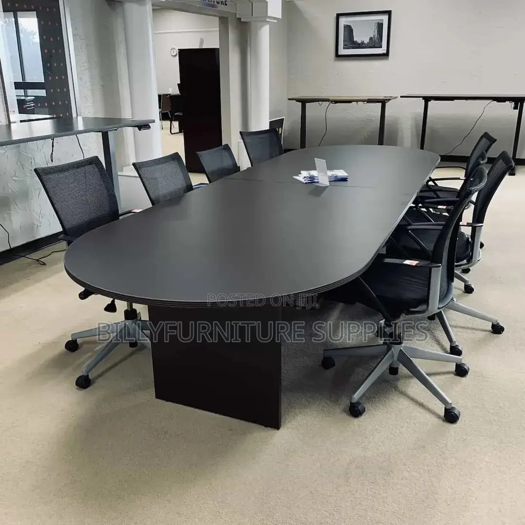 Luxury Conference Table Nairobi – Elegant Boardroom Design