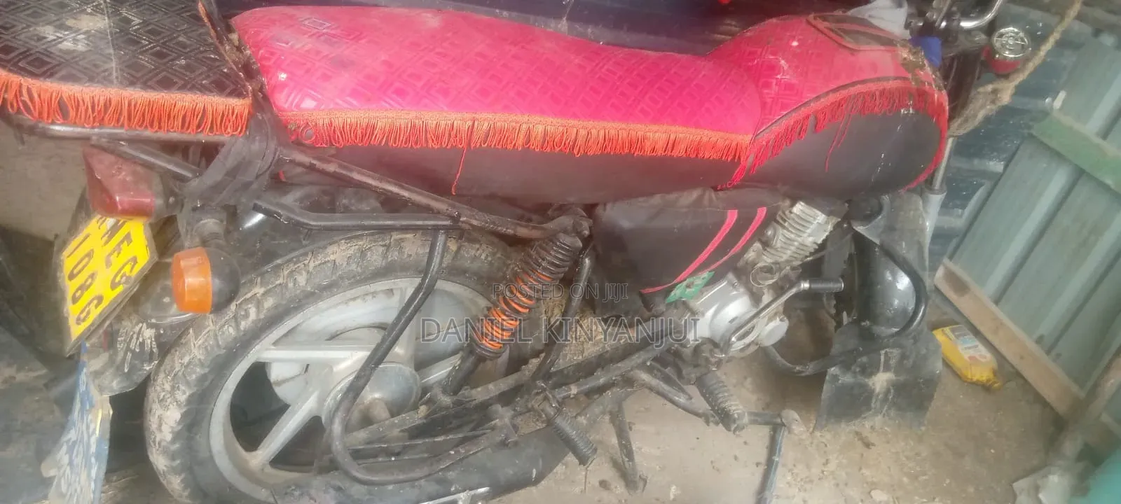 Bajaj Boxer 150 UG 2019 Red