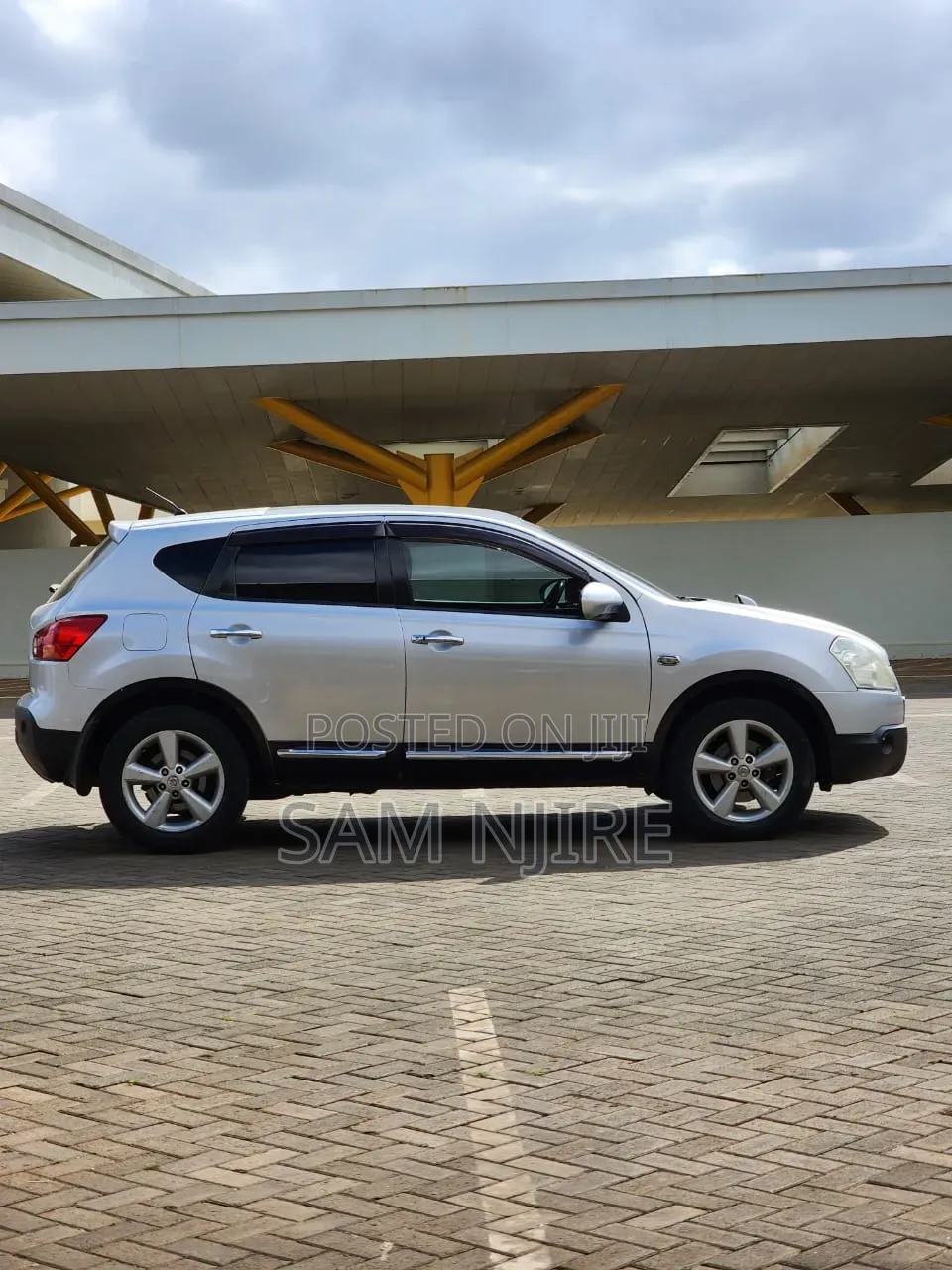 Nissan Dualis 2012 Silver