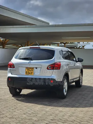 Nissan Dualis 2012 Silver