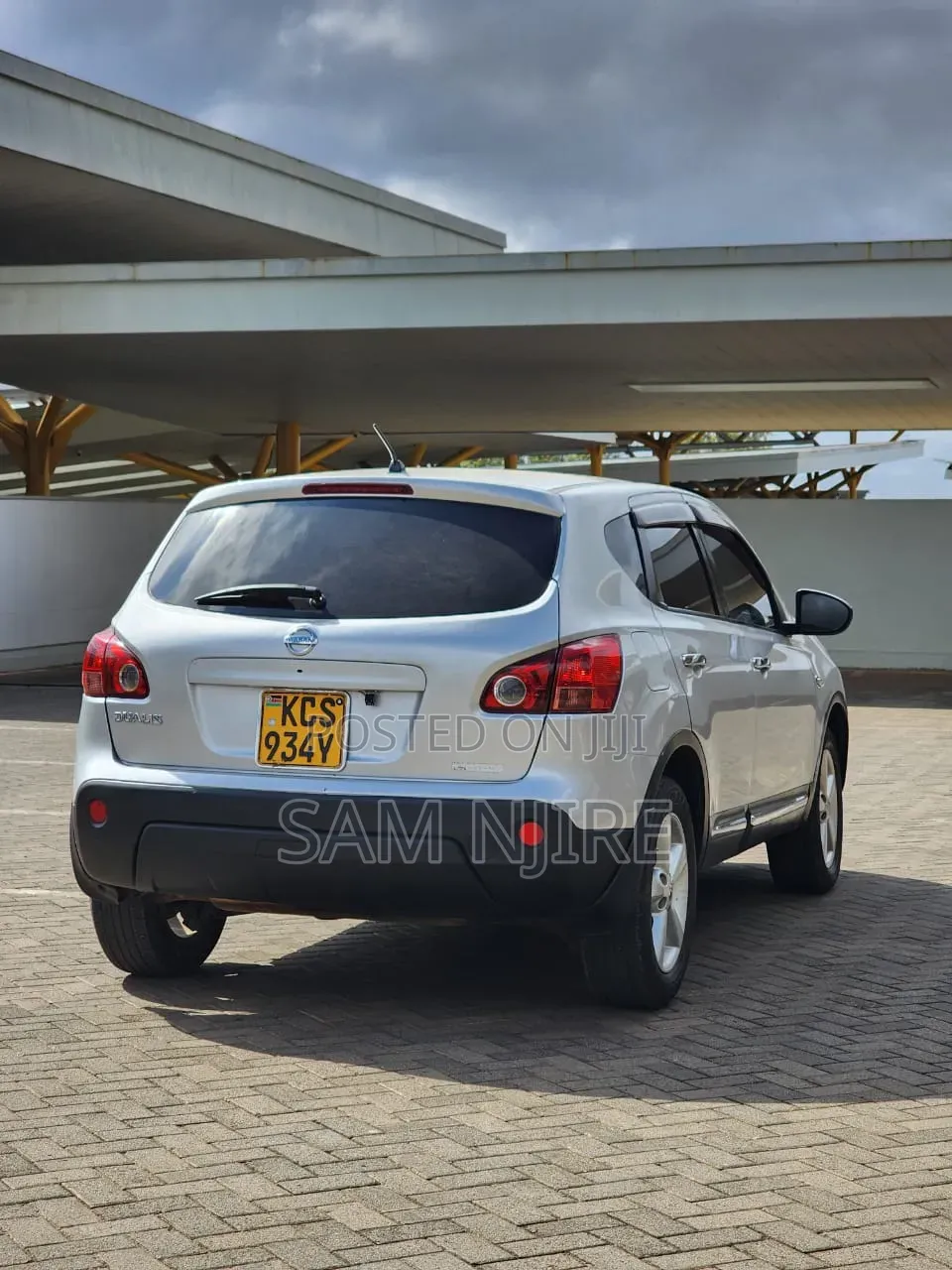 Nissan Dualis 2012 Silver