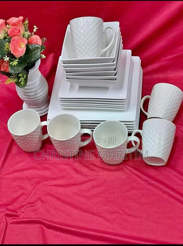Quality Dinner Set - main view