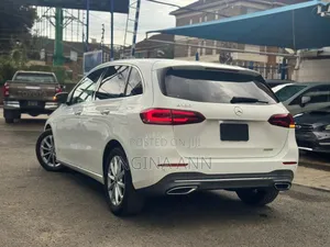 Mercedes-Benz B-Class 2019 White